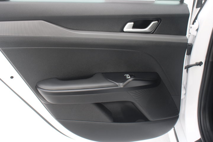Used 2022 Kia K5 GT-Line FWD image 12