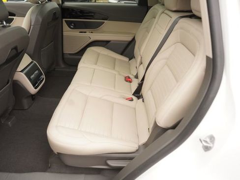 Used 2025 Lincoln Nautilus Reserve w/ Jet Appearance Package image 13