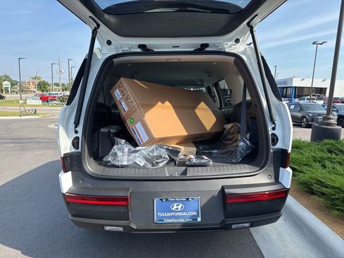 New 2026 Hyundai Santa Fe SE image 11