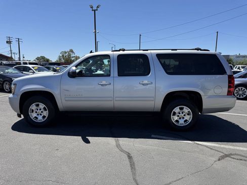 Used 2011 Chevrolet Suburban LT AWD/4WD image 6