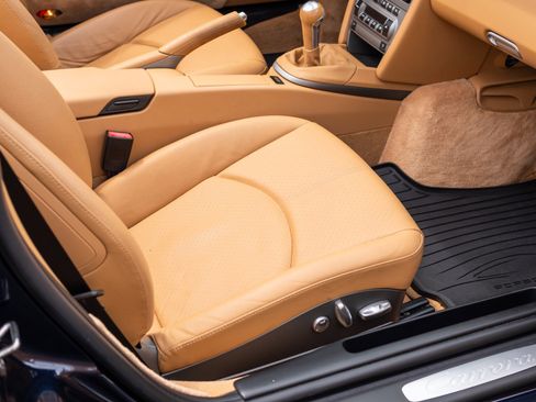 Used 2008 Porsche 911 Carrera RWD image 46
