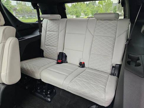 New 2026 Cadillac Escalade Platinum Sport AWD/4WD image 18