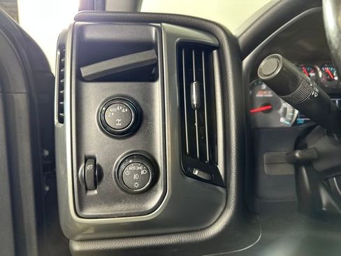 Used 2017 Chevrolet Silverado 1500 LT w/ All Star Edition image 19