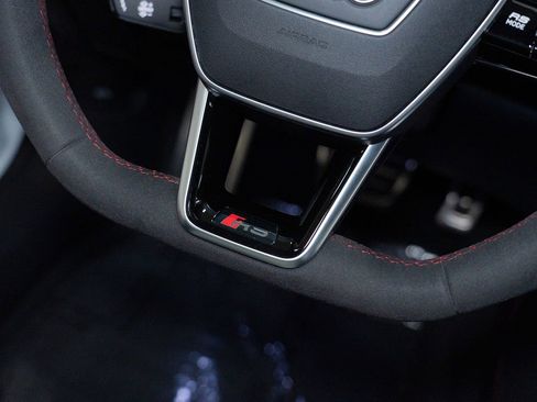 Used 2021 Audi RS 6 w/ Carbon Optic Package AWD/4WD image 48