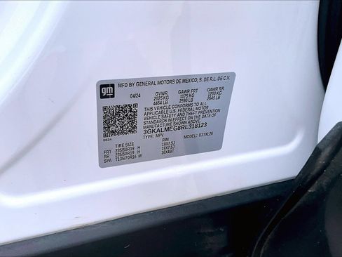 Used 2024 GMC Terrain SLE w/ Elevation Edition FWD image 33
