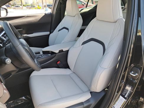Used 2024 Lexus UX 250h FWD image 16