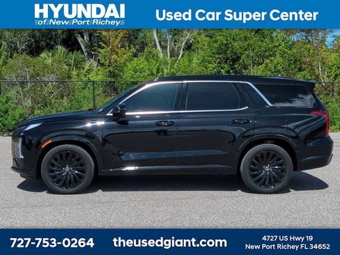 Certified 2024 Hyundai Palisade Calligraphy AWD/4WD image 2