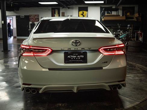 Used 2022 Toyota Camry XSE w/ Carpet Mat Package (TMS) FWD image 6
