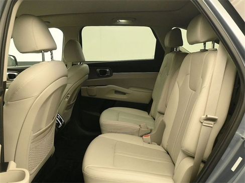 Used 2023 Kia Sorento X-Line EX image 10