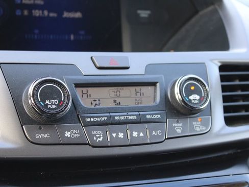 Used 2016 Honda Odyssey SE image 41