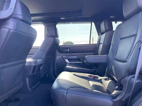 Used 2024 Toyota Sequoia Platinum AWD/4WD image 26