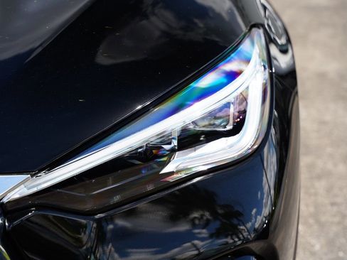 Used 2025 INFINITI QX55 Essential image 4