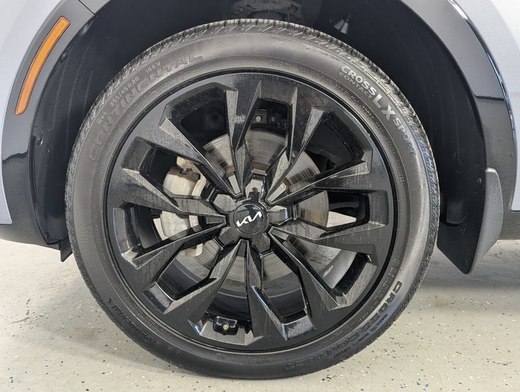 Used 2023 Kia Sorento SX AWD/4WD image 9