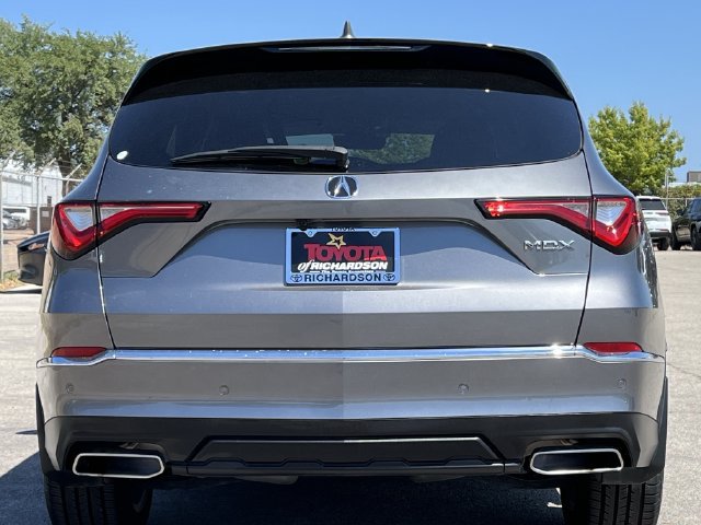Certified 2024 Acura MDX w/ Technology Package FWD image 5