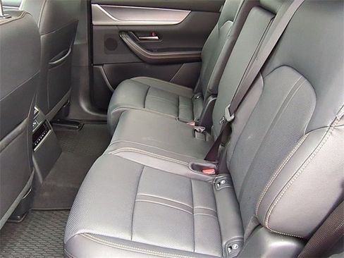 Used 2025 MAZDA CX-90 Plug-In Hybrid w/ Preferred image 17