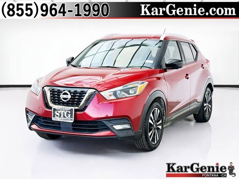 Used 2020 Nissan Kicks SR w/ SR Premium Package FWD image 1