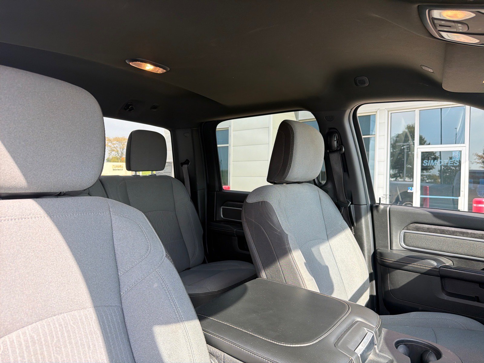 Used 2024 RAM 3500 Big Horn AWD/4WD image 28