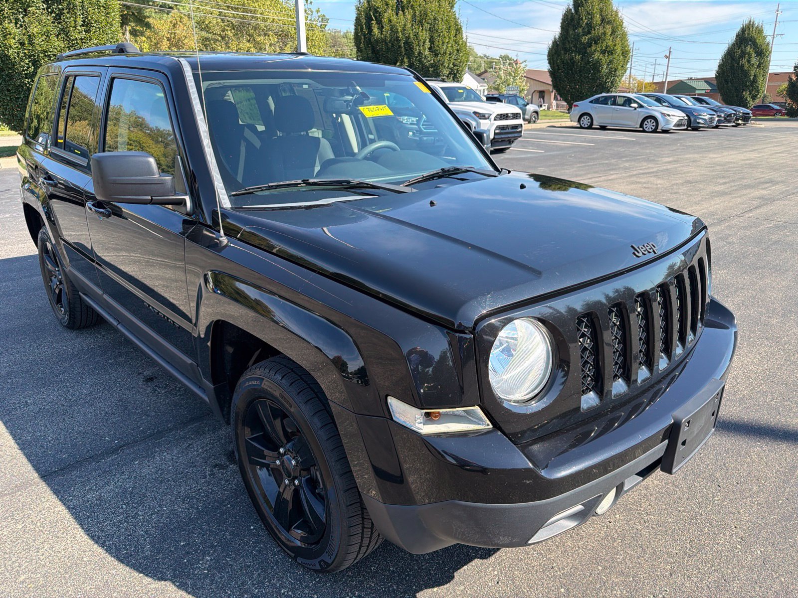 Used 2015 Jeep Patriot Sport w/ Power Value Group AWD/4WD image 7