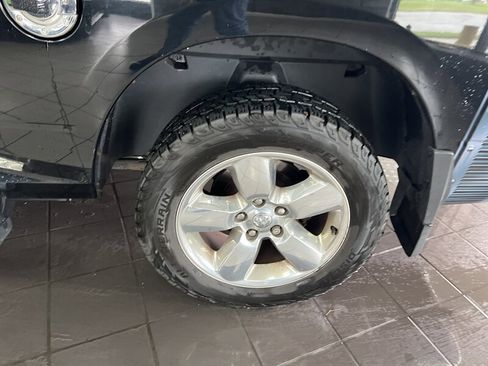 Used 2013 RAM 1500 Big Horn image 32