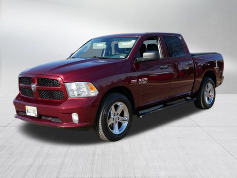 Used 2017 RAM 1500 Express w/ Express Value Package image 3