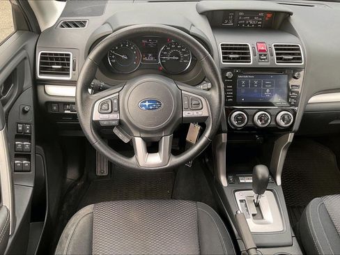 Used 2018 Subaru Forester 2.5i Premium AWD/4WD image 5