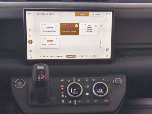 New 2025 Land Rover Defender 110 S image 15