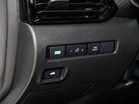 Used 2021 Nissan Sentra SV image 10