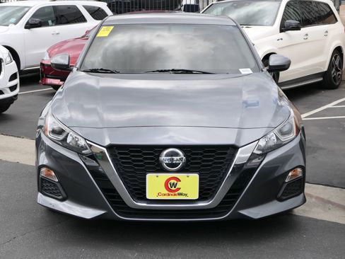 Used 2020 Nissan Altima 2.5 S image 3