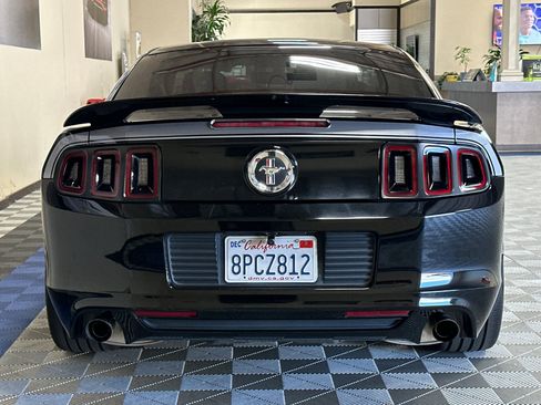 Used 2014 Ford Mustang Coupe w/ V6 Performance Package RWD image 5