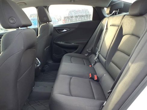 Used 2023 Chevrolet Malibu LT w/ Sport Edition image 10