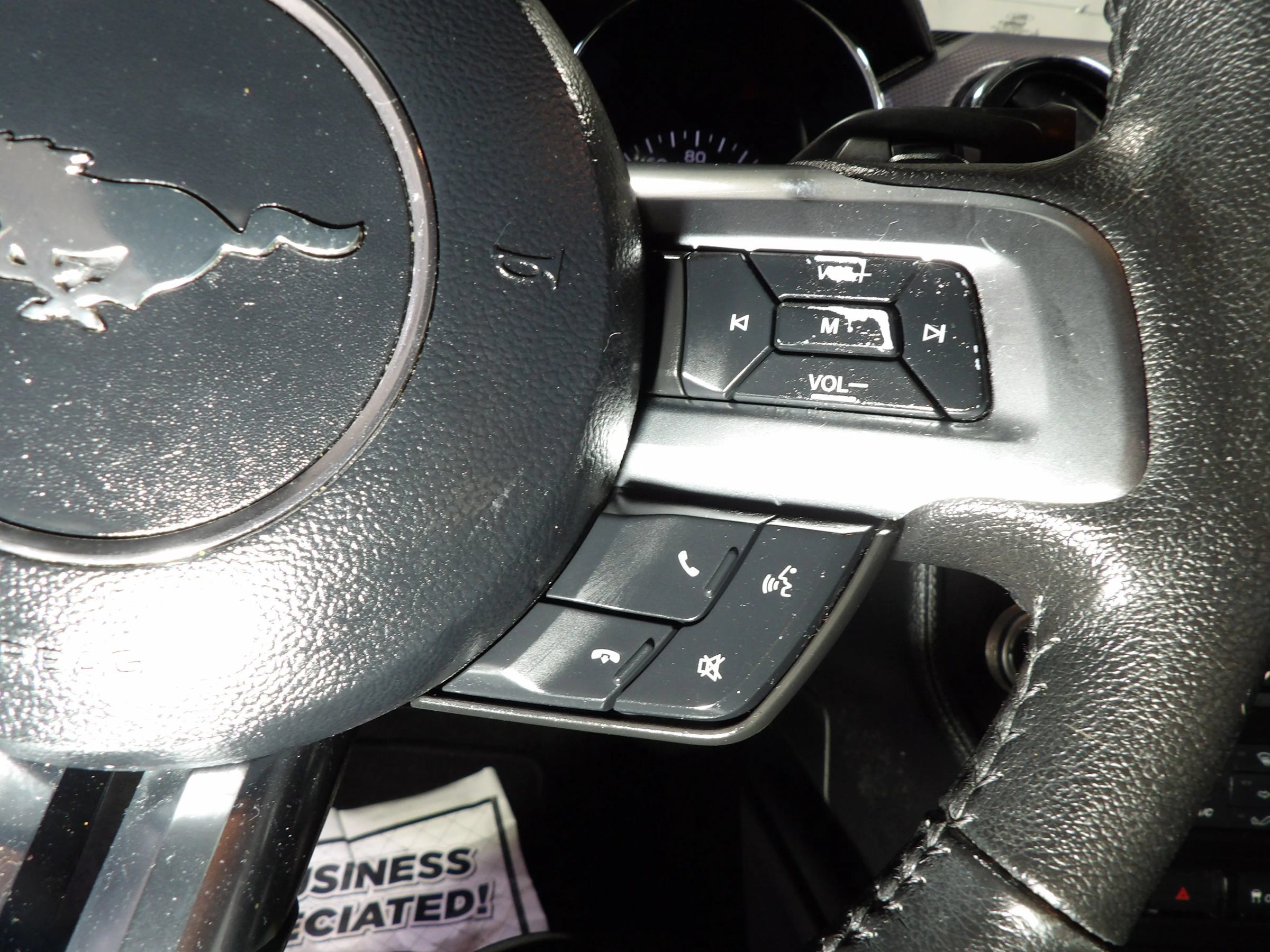 Used 2015 Ford Mustang Coupe RWD image 12