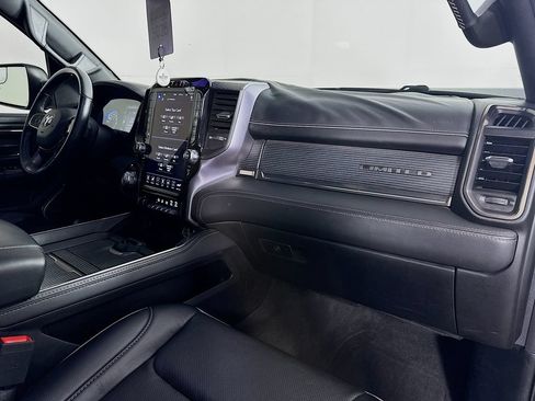 Used 2020 RAM 1500 Limited w/ Black Appearance Package AWD/4WD image 34