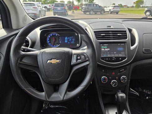 Used 2016 Chevrolet Trax LS FWD image 4