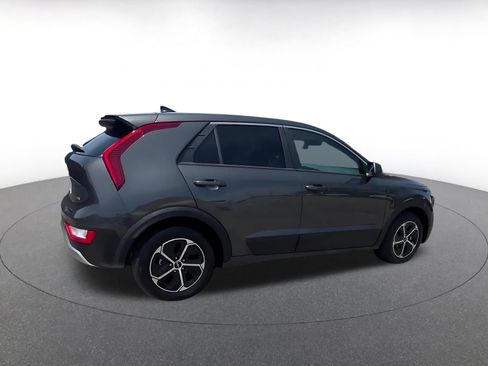 Used 2026 Kia Niro LX FWD image 15