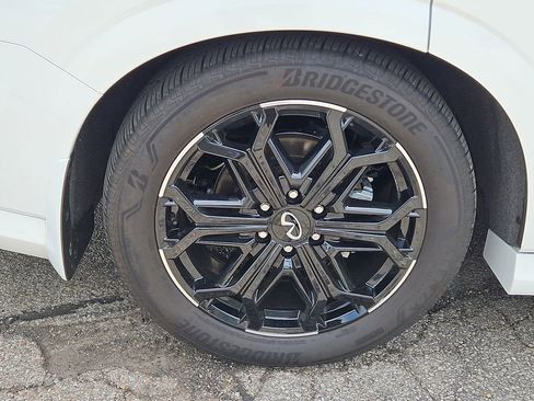 Certified 2026 INFINITI QX80 4WD w/ Sport Exterior Package image 10