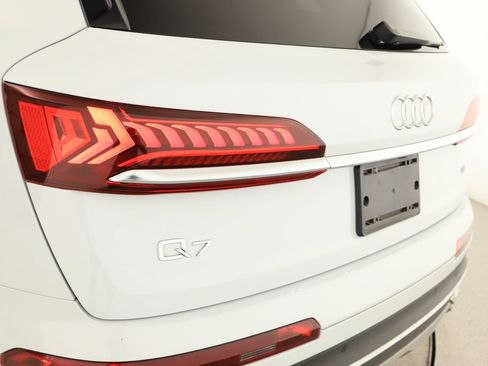 Used 2023 Audi Q7 2.0T Premium Plus w/ Premium Plus Package AWD/4WD image 36