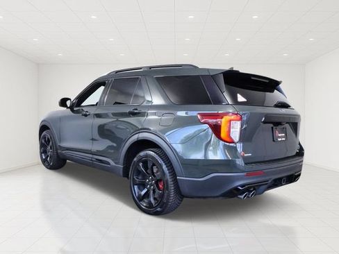 Certified 2022 Ford Explorer ST w/ ST Street Pack AWD/4WD image 4