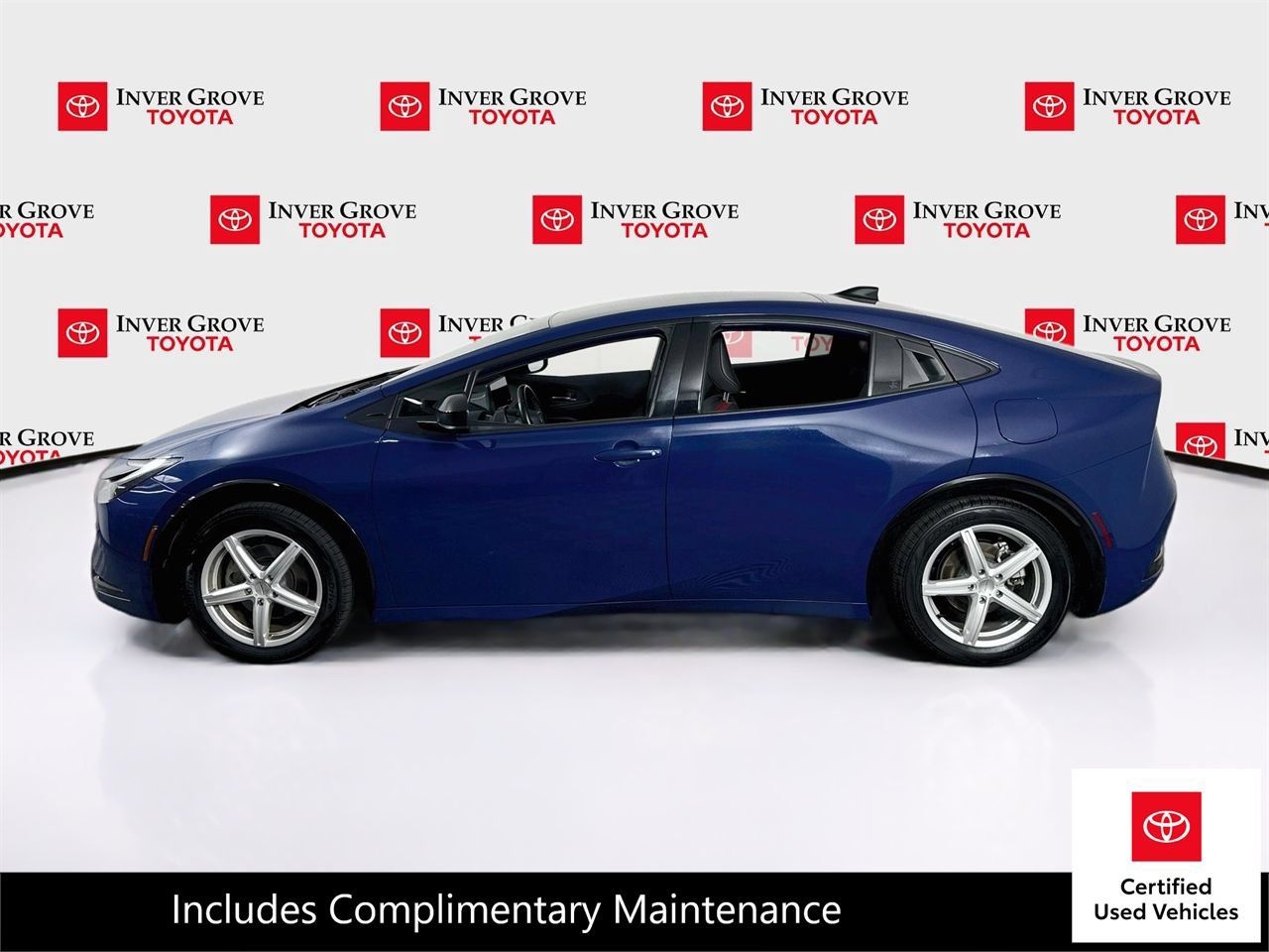 Used 2024 Toyota Prius Prime FWD image 8