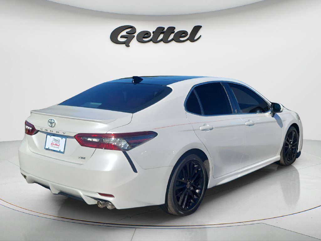 Used 2021 Toyota Camry XSE FWD image 5