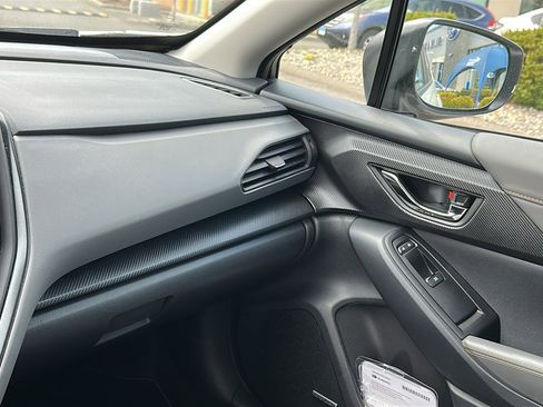 Used 2024 Subaru Crosstrek 2.5i Limited AWD/4WD image 20