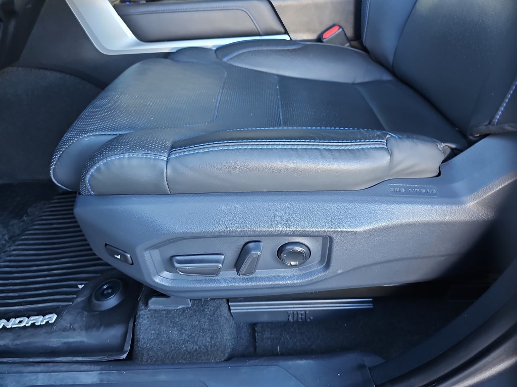 Used 2023 Toyota Tundra Platinum AWD/4WD image 17