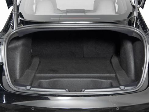 Used 2021 Tesla Model 3 Performance image 20