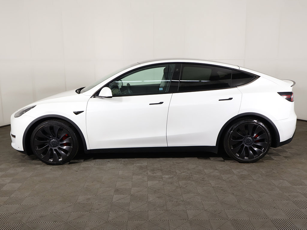 Used 2022 Tesla Model Y Performance AWD/4WD image 17