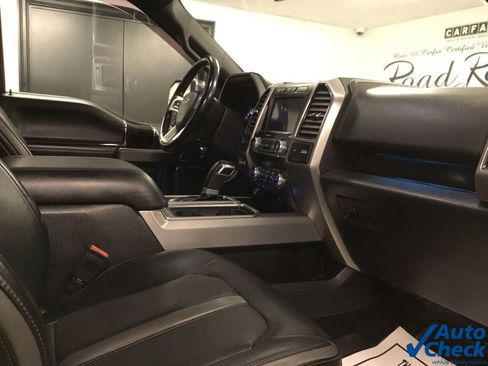 Used 2019 Ford F150 Platinum w/ Equipment Group 701A Luxury AWD/4WD image 40