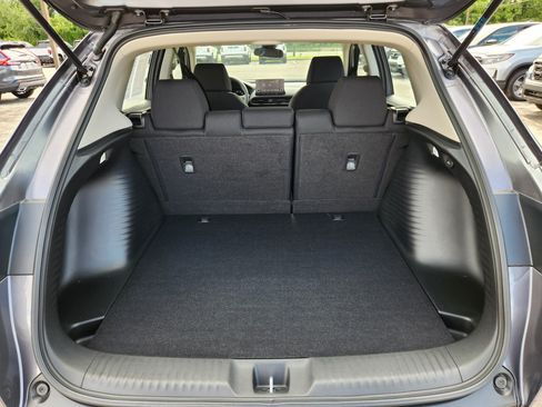 Certified 2025 Honda HR-V LX image 18