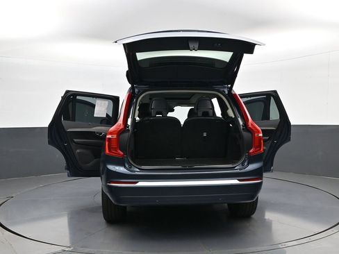 Used 2023 Volvo XC90 B6 Ultimate w/ Protection Package Premier AWD/4WD image 39