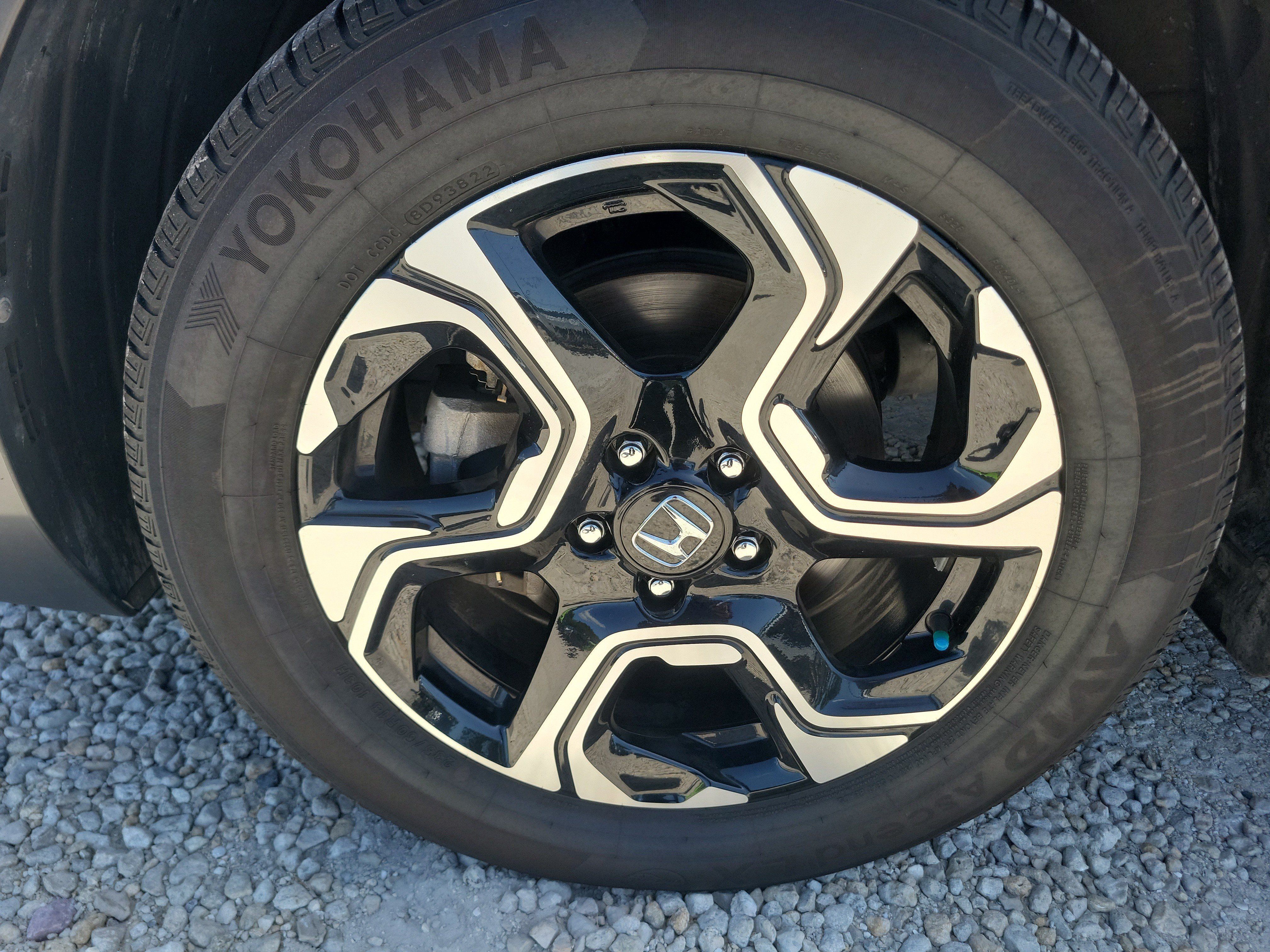 Used 2019 Honda CR-V Touring image 6