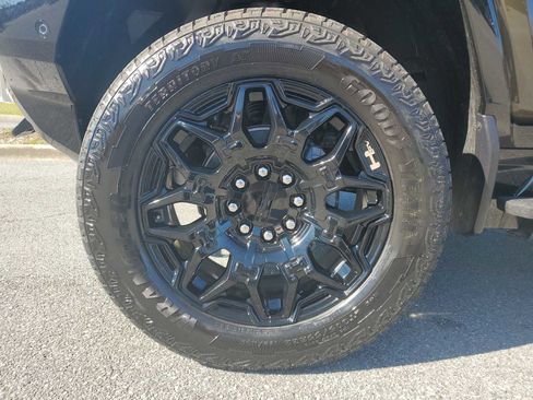 New 2025 GMC Hummer EV 3X w/ LPO, Dark Essentials Package AWD/4WD image 34