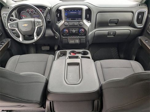 Used 2021 Chevrolet Silverado 1500 LT image 15