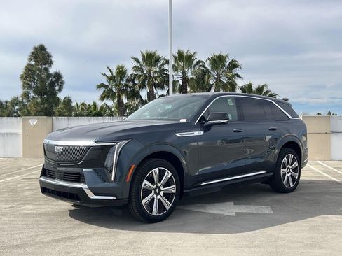 New 2025 Cadillac Escalade IQ Luxury 2 AWD/4WD image 7